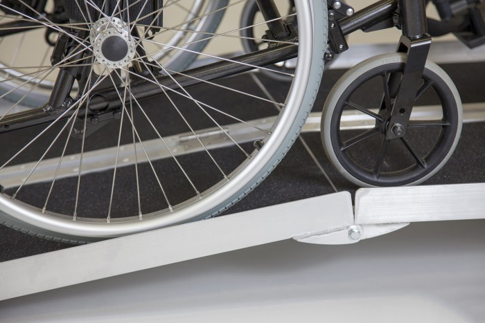 4ft Multi-Fold Split Economy Ramp with Grip Surface