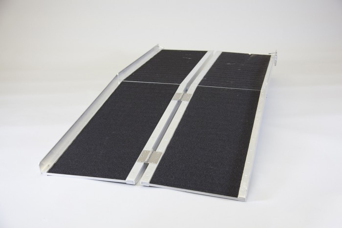 4ft Multi-Fold Split Economy Ramp with Grip Surface
